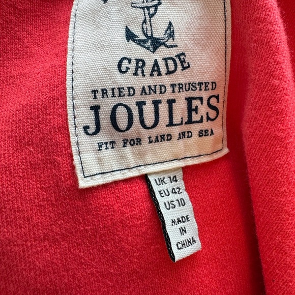 Elegant Red Dress - Picture 4 of 4